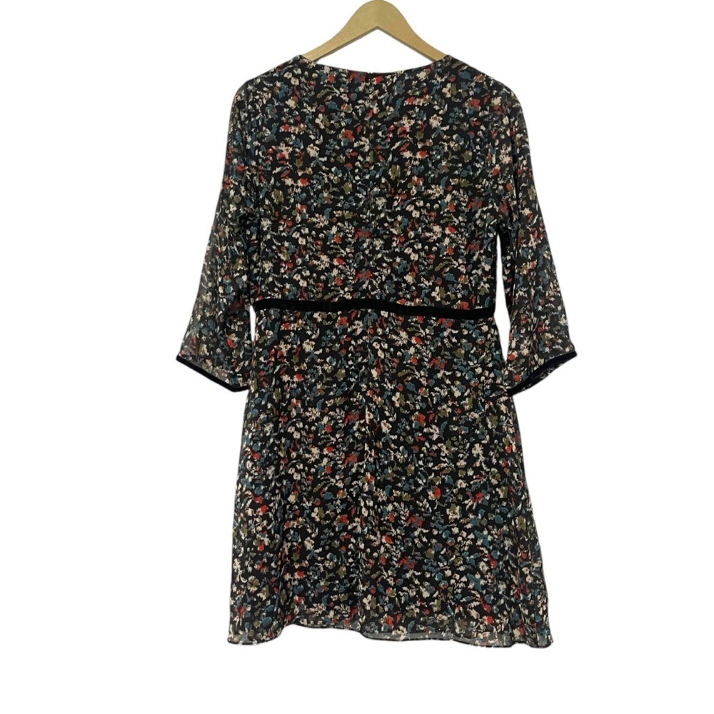 NEW Molly Bracken Sz Medium Black Multicolor Camo Duck Floral Velvet Trim Dress - Picture 2 of 5